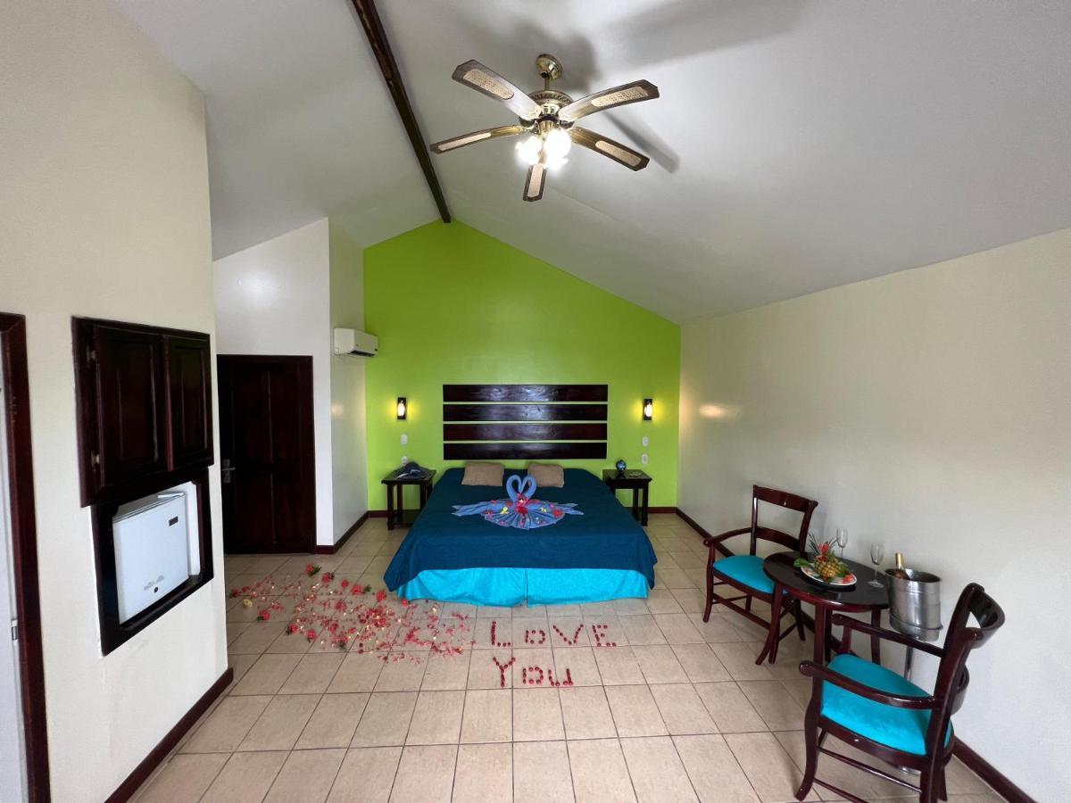 Fantasy Island Beach Resort And Marina First Bight Bagian luar foto