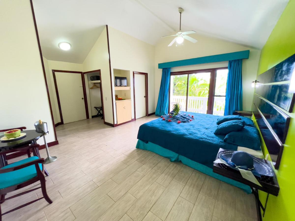 Fantasy Island Beach Resort And Marina First Bight Bagian luar foto